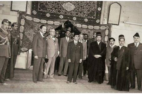 الملك فيصل الثاني في ضيافة الروضة الحيدرية المطهرة