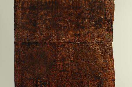 اقدم ستارة لباب الكعبة المشرفة تم العثور عليها