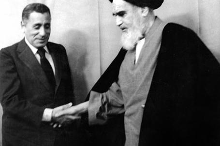 مع الدكتور هيكل 